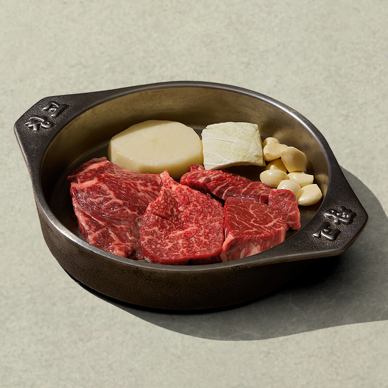 ✨ 목동 프리미엄 한우의 정점! ‘창고43 목동점’에서 격이 다른 미식 경험을! 🥩🍷